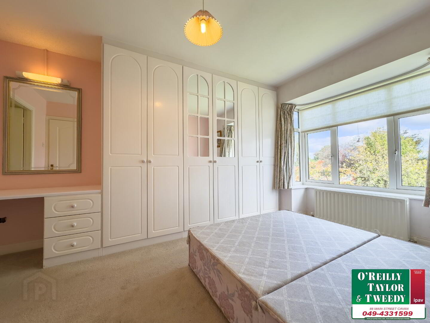 2 Carrickfern 24 of 40