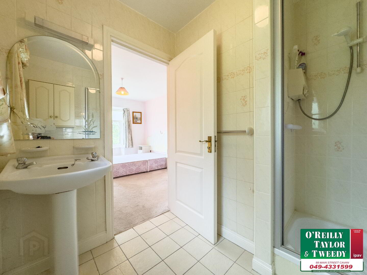 2 Carrickfern 27 of 40