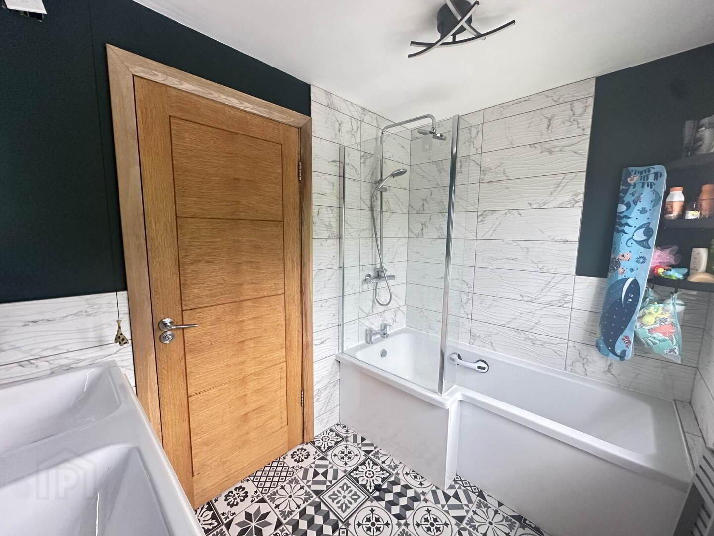 12 Glenvale Park 11 of 27
