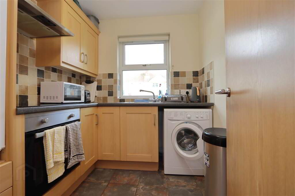 6 Albion Court 4 of 8