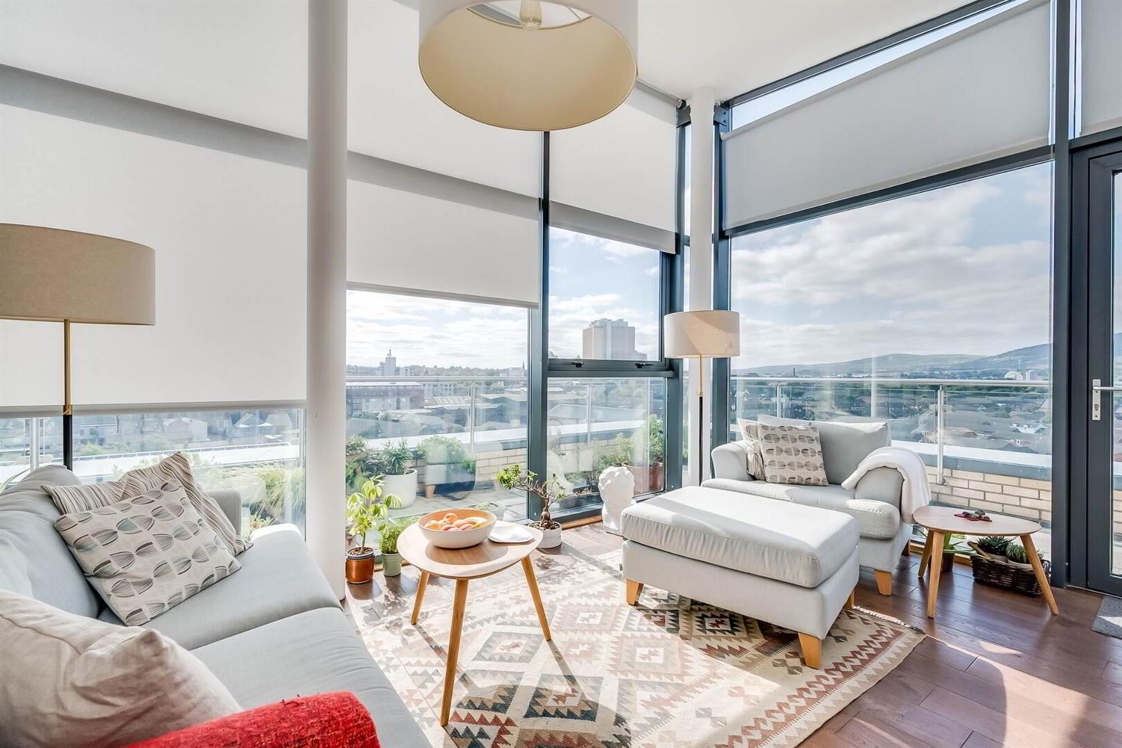 Apt 120 Victoria Place, 20 Wellwood Street 3 of 17