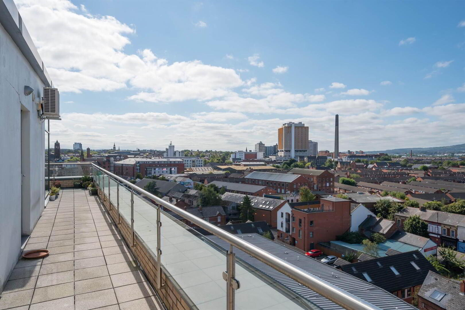 Apt 120 Victoria Place, 20 Wellwood Street 14 of 17