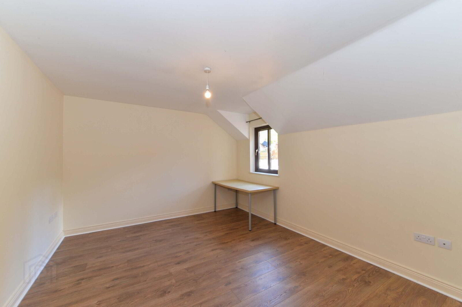 34 Knightsbridge Park 16 of 22