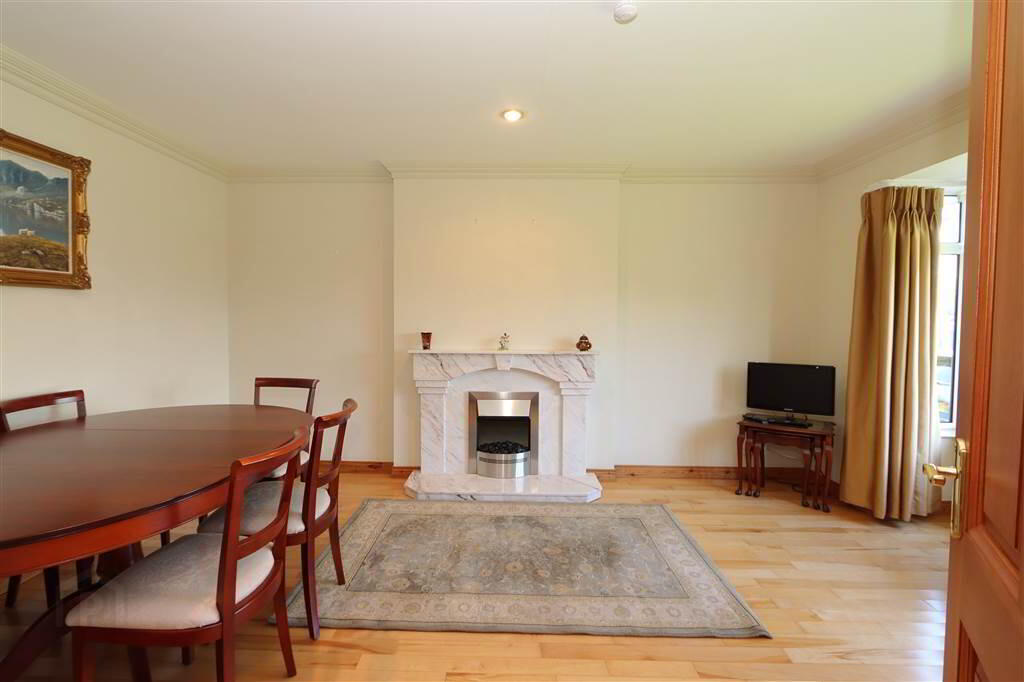14 Barnet Close 5 of 24