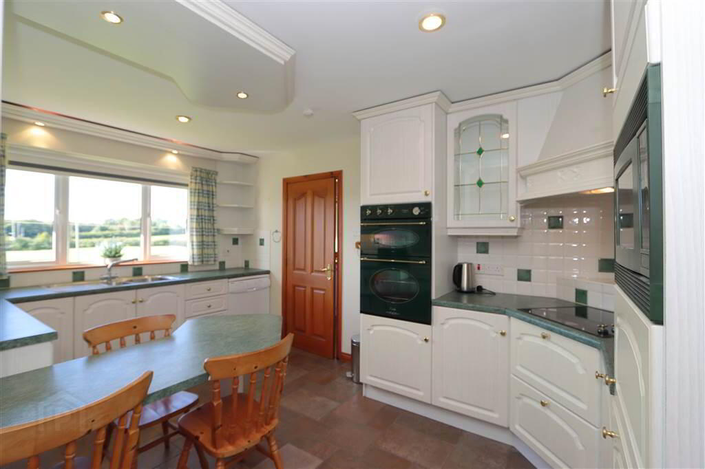14 Barnet Close 9 of 24
