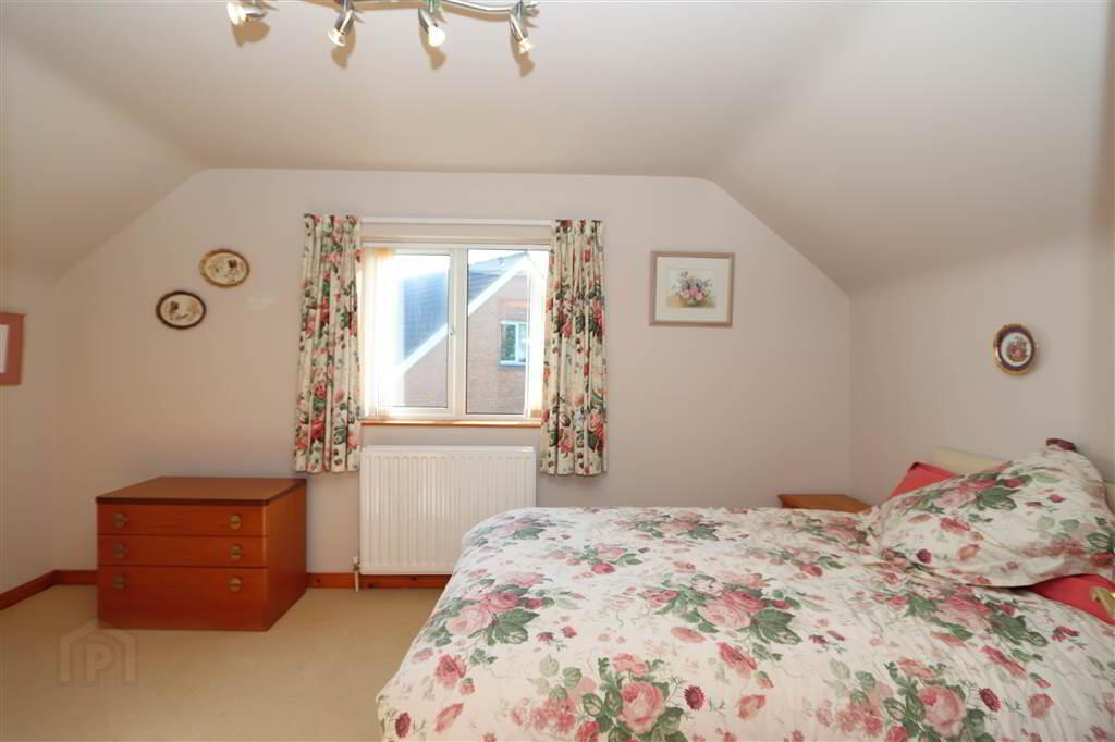 14 Barnet Close 15 of 24