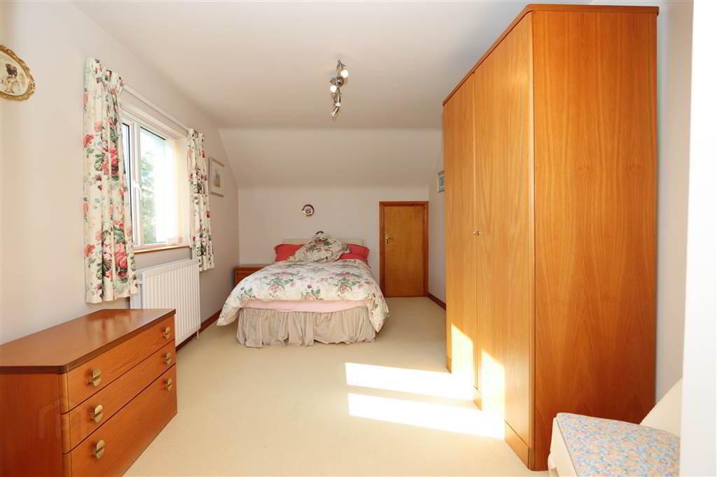 14 Barnet Close 16 of 24