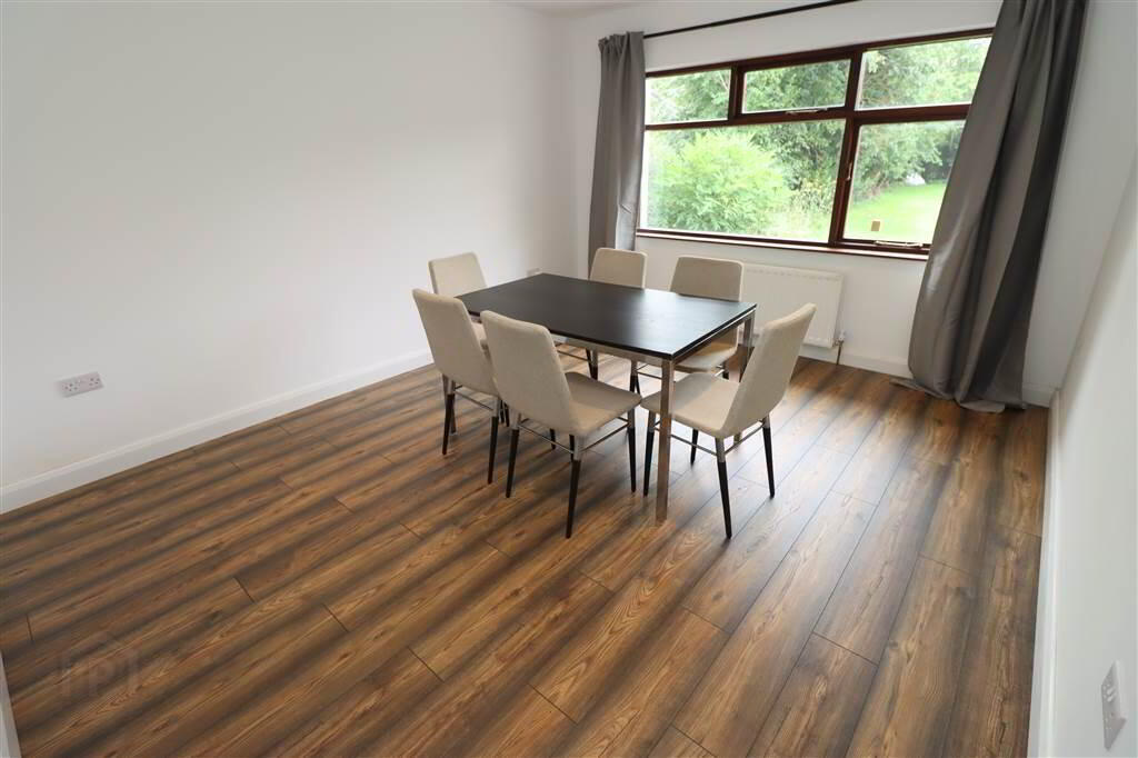 16 Ballyrogan Road 6 of 19