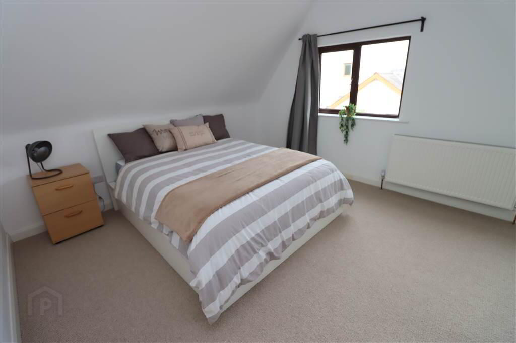 16 Ballyrogan Road 12 of 19