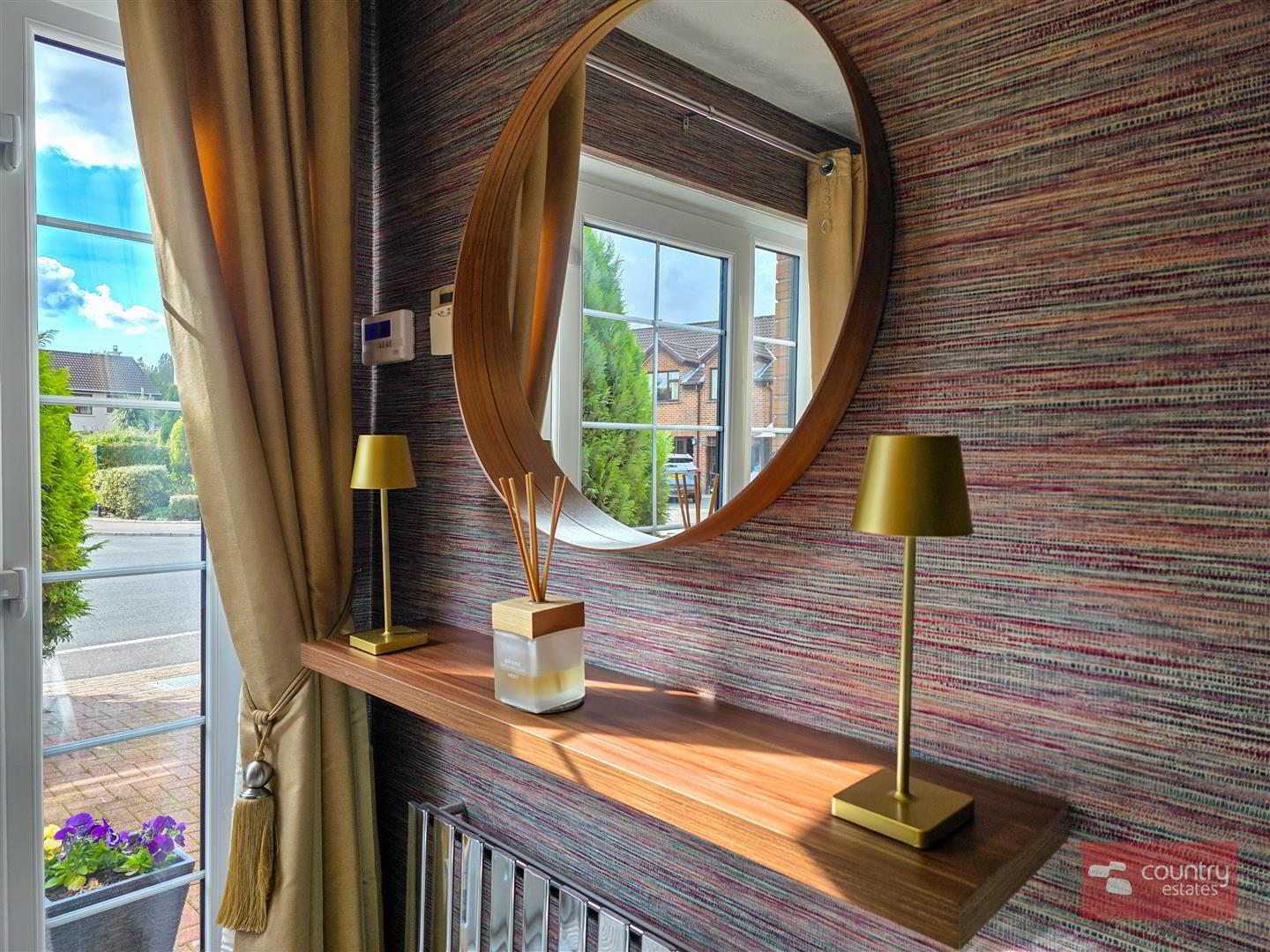 10 Dorchester Drive 5 of 47