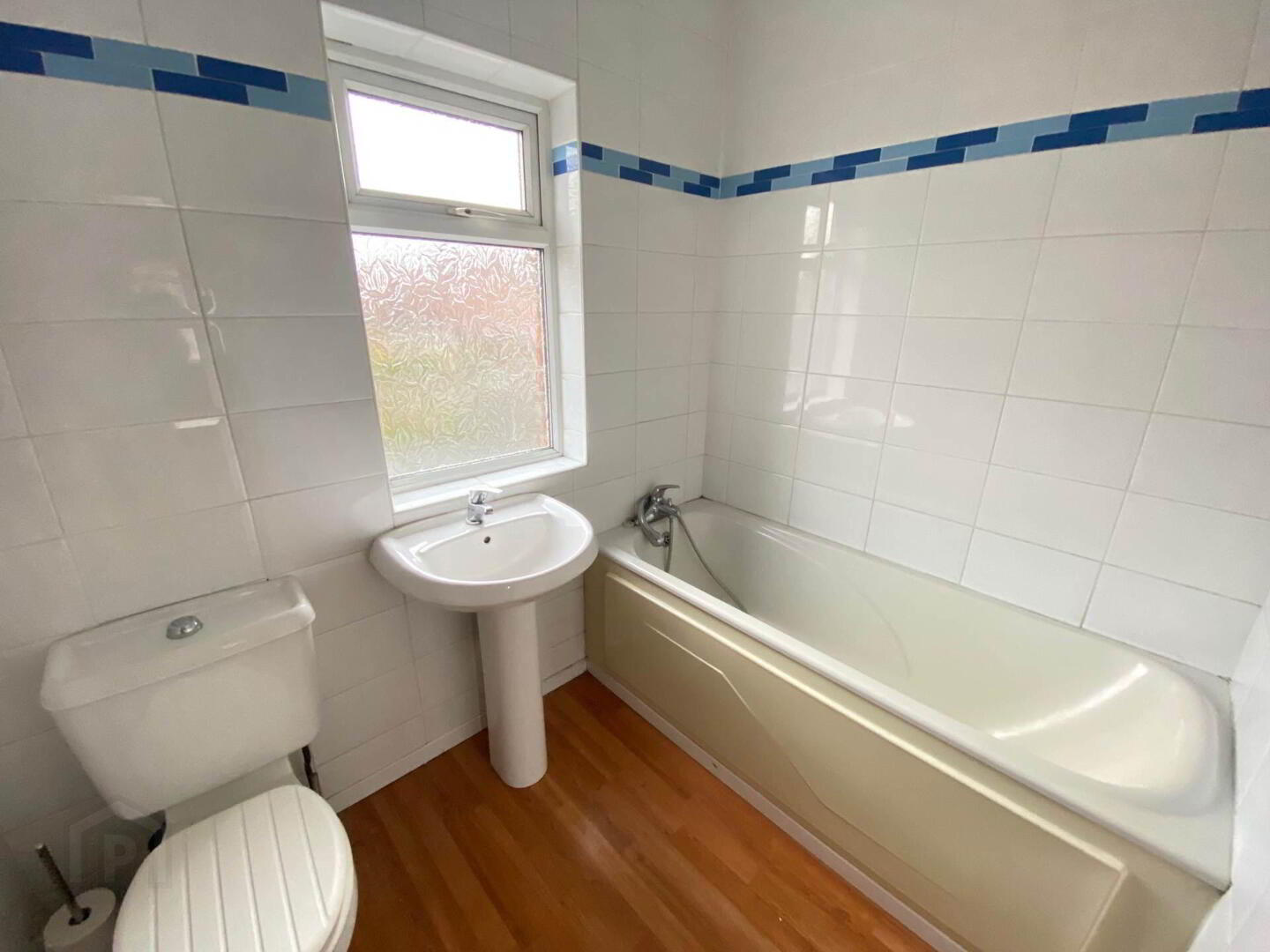 51 Stirling Avenue 7 of 8