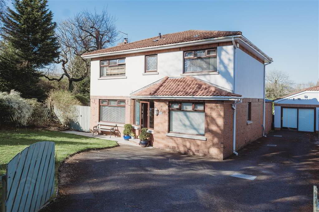47 Dillons Avenue 1 of 35