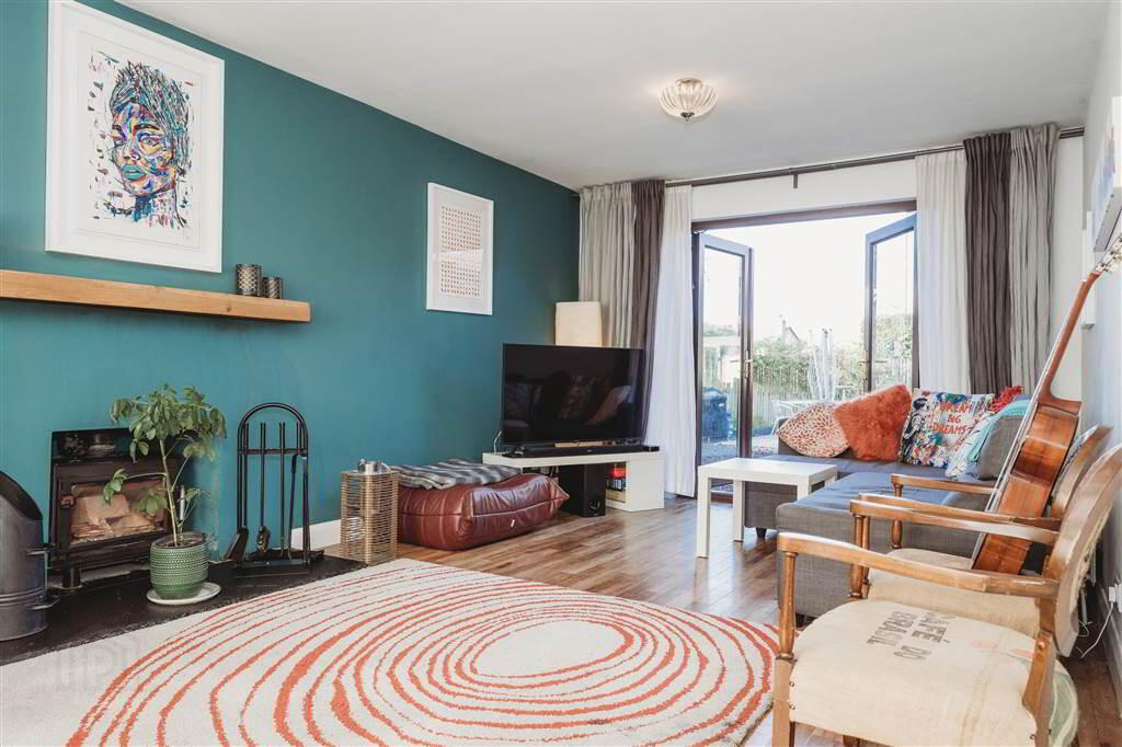 47 Dillons Avenue 8 of 35