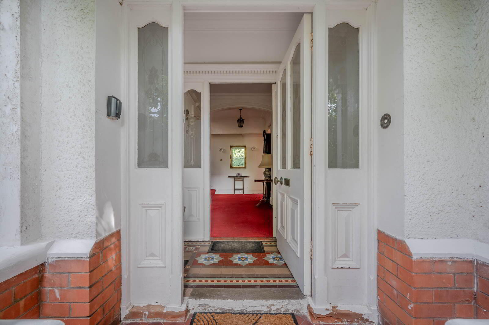 22 Myrtlefield Park 6 of 39