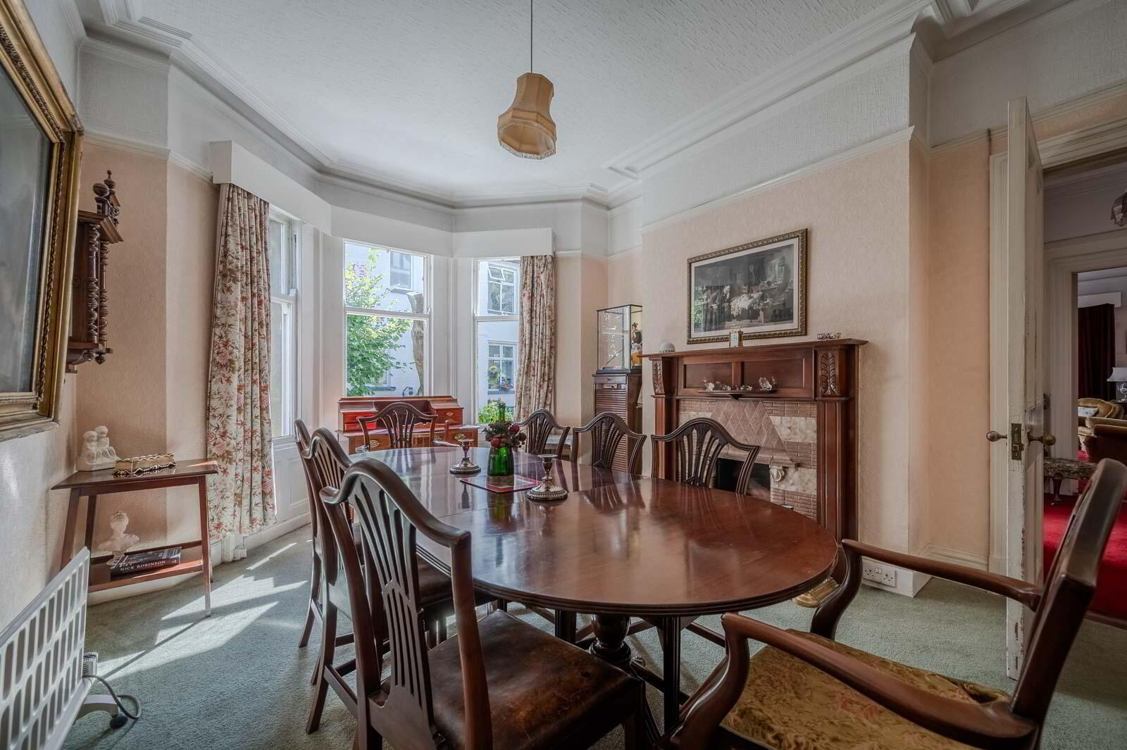 22 Myrtlefield Park 14 of 39