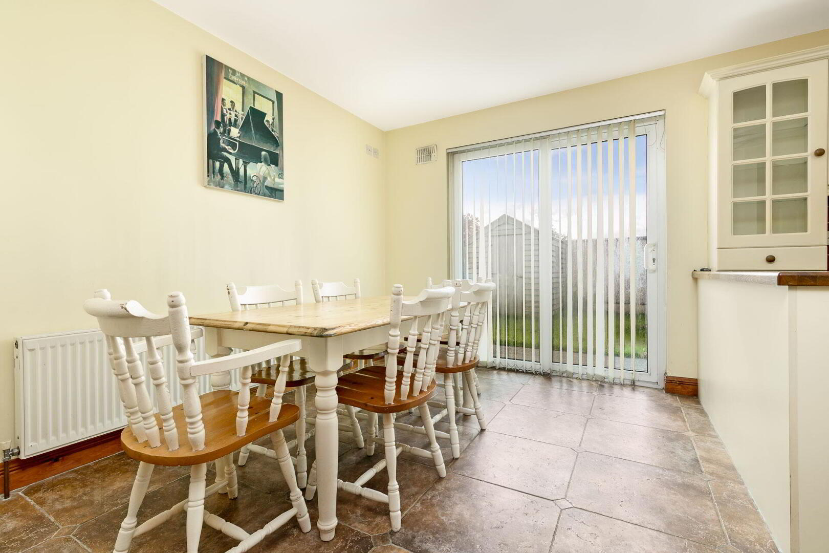 2 Oakfield Court 5 of 20