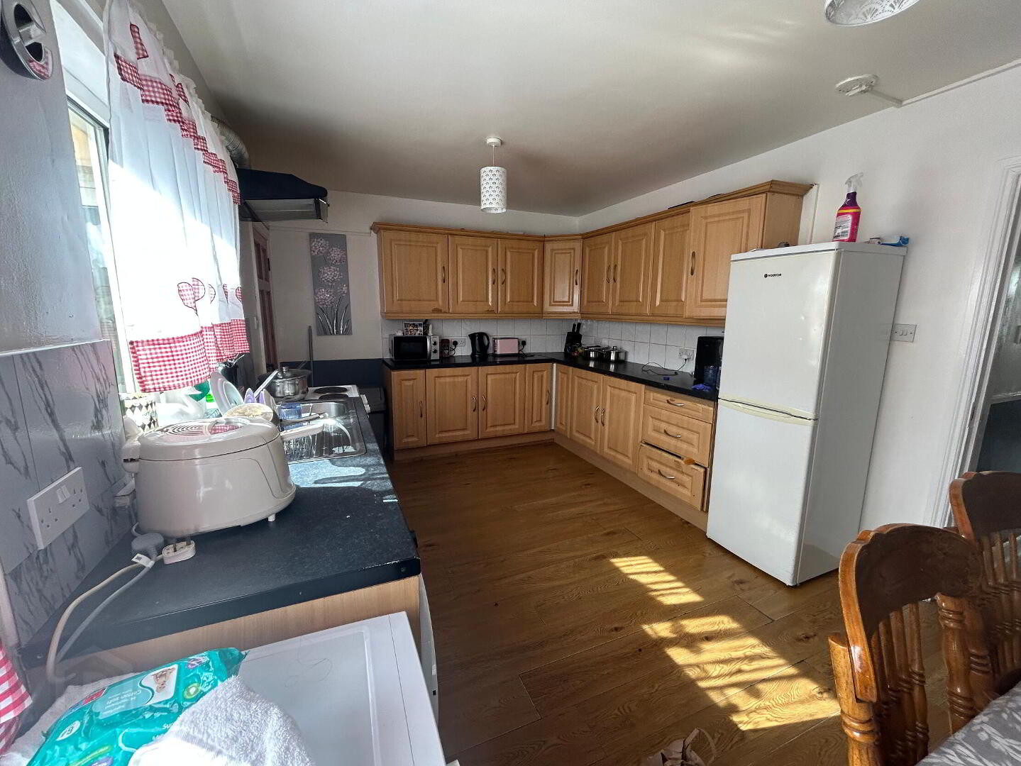 24 & 24a Fountain Court 2 of 12