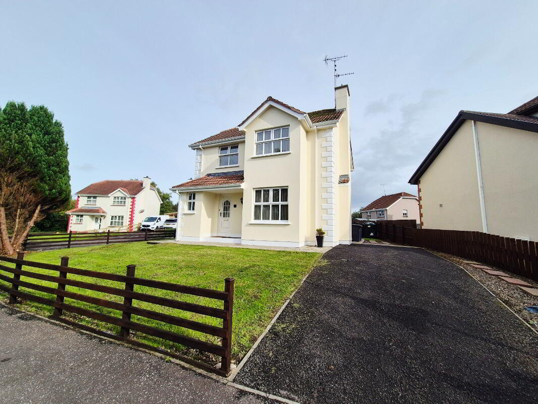 62 Shergrim Glen 1 of 12
