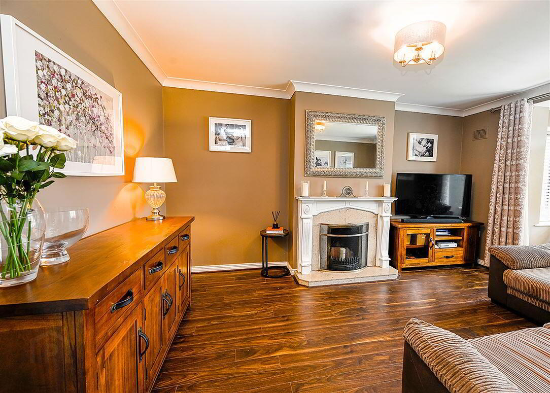 30 Upper Clevedon 9 of 54
