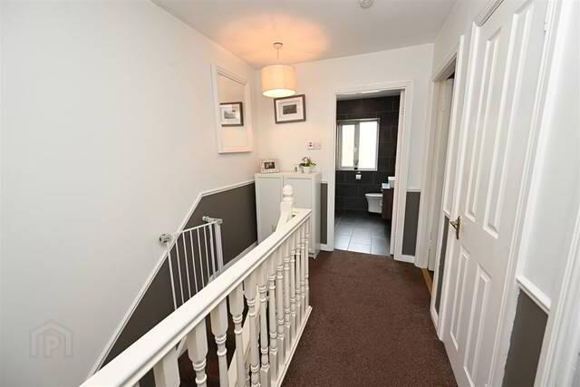 30 Upper Clevedon 40 of 54