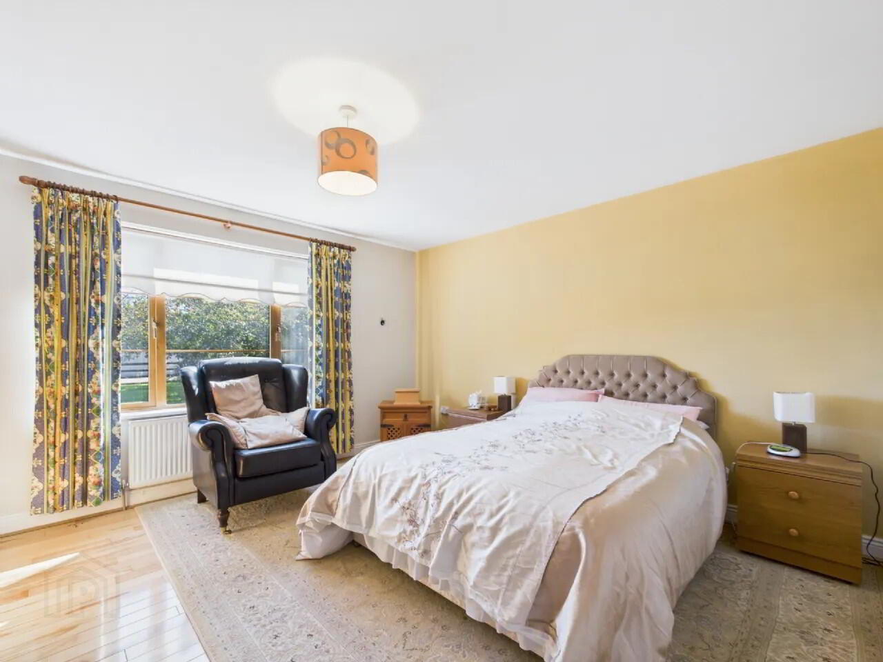 6 Bed On 3 Acres 12 of 34