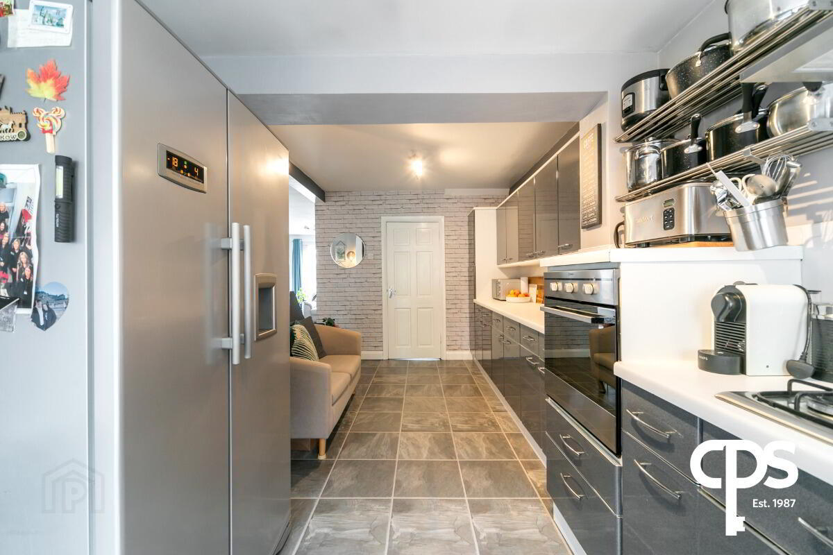 34 Robbs Road 11 of 22