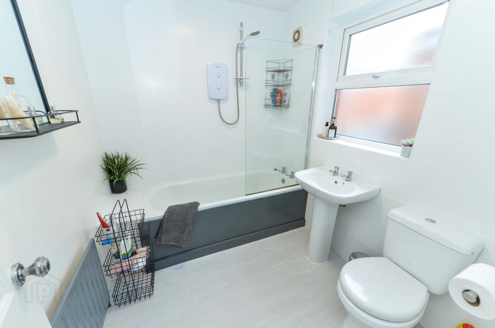 4 Nevis Avenue 7 of 14
