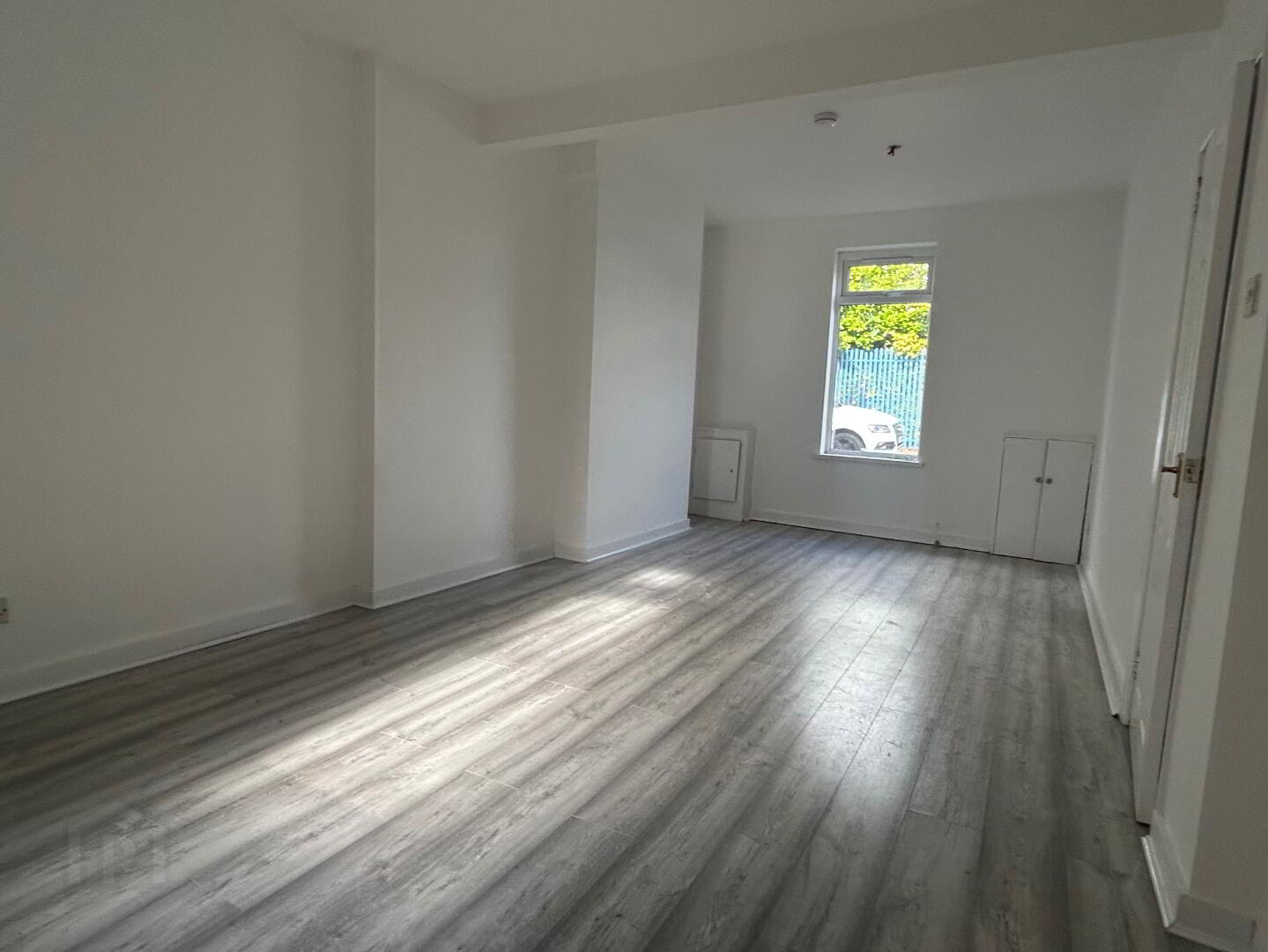 25 Uniondale Street 2 of 6