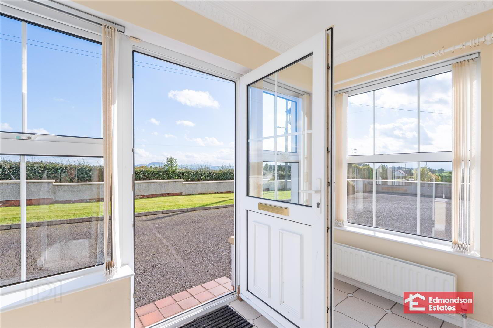 28a Cloughwater Road 4 of 37
