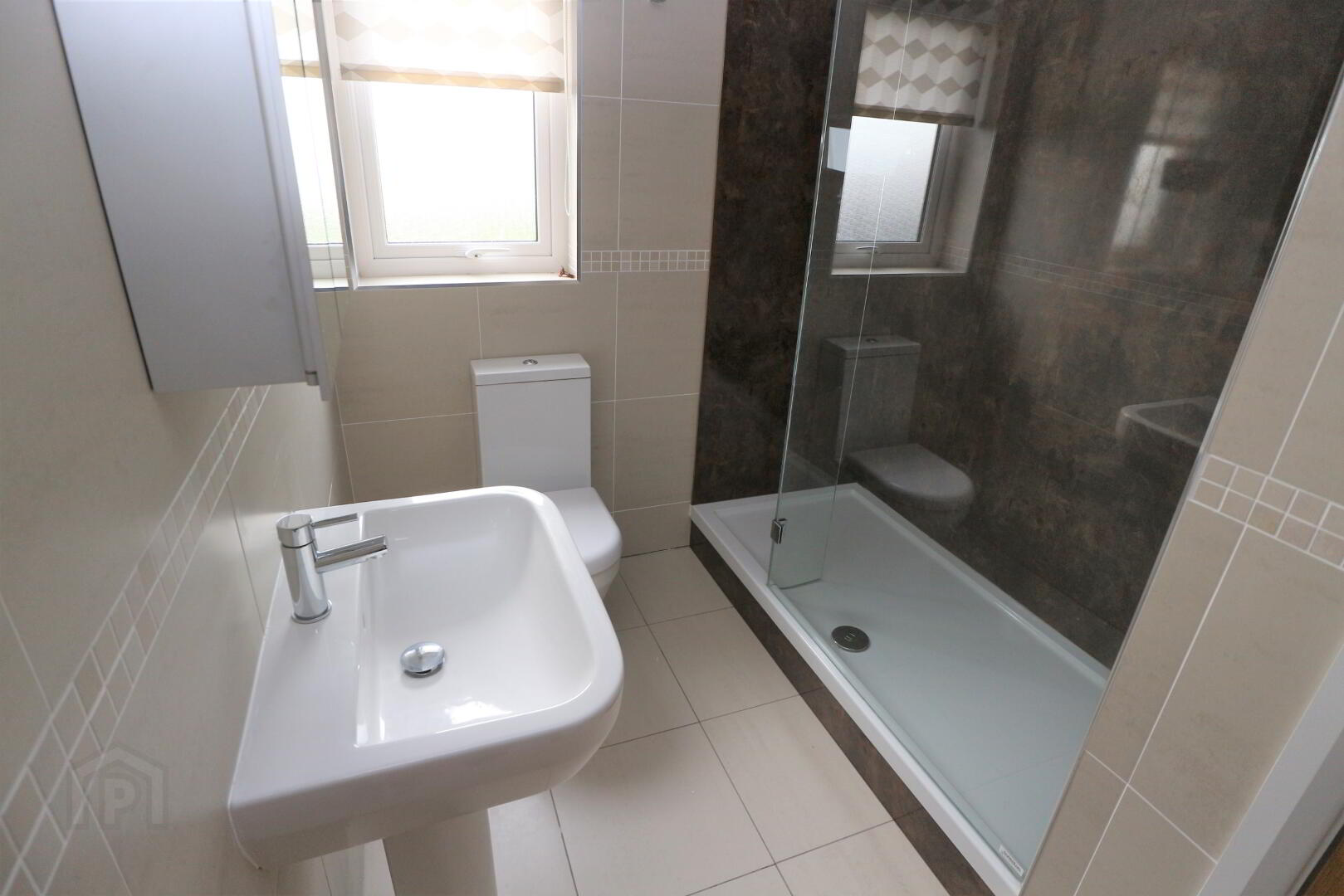 4 Highgrove Gate 9 of 15
