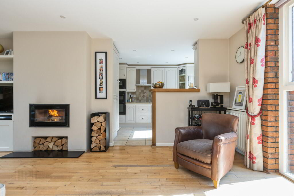 2 The Steadings 7 of 29