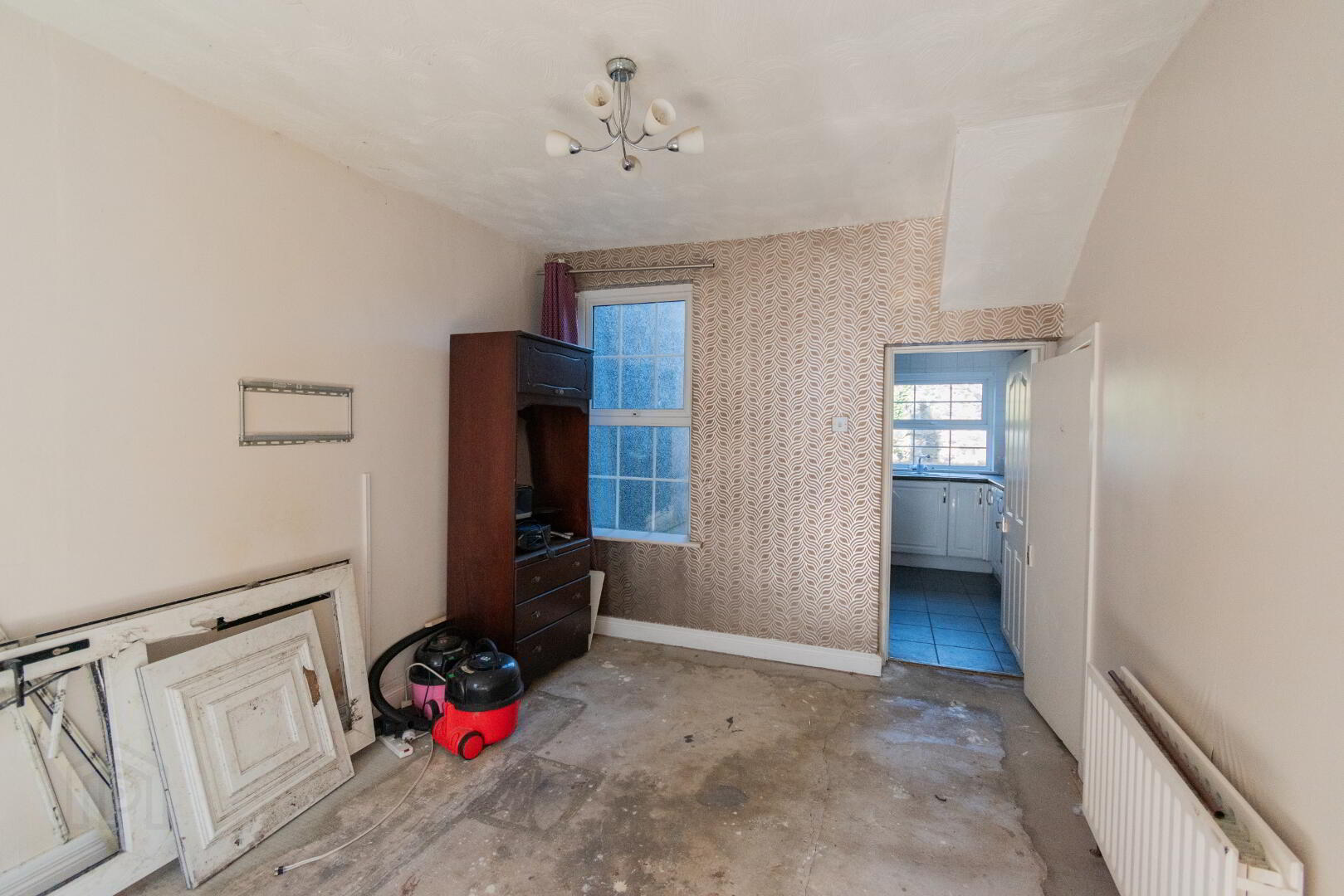 18 Moat Road 5 of 17