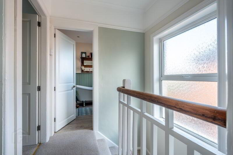 13 Knockbreda Drive 16 of 43