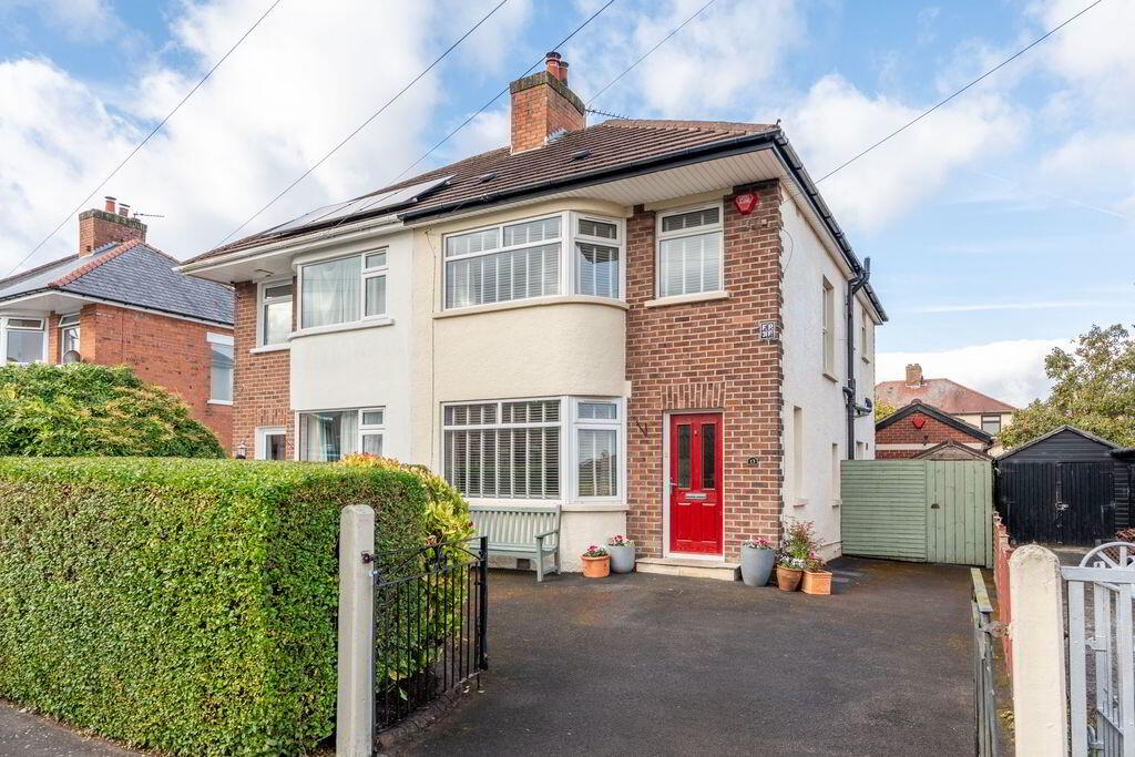 13 Knockbreda Drive 1 of 43