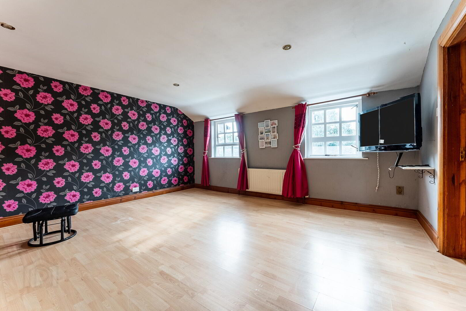 8a Logwood Road 12 of 17
