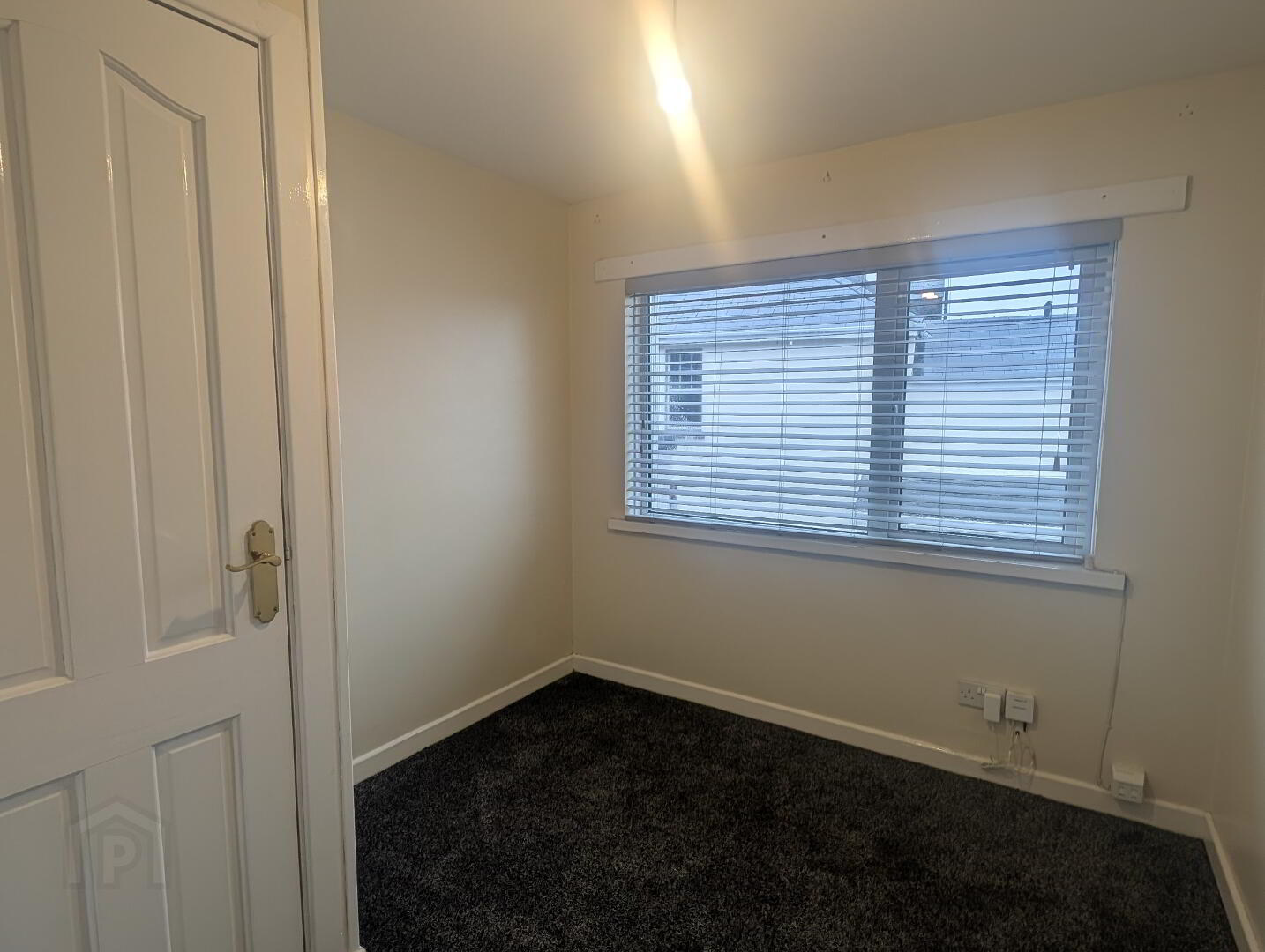 74 Brook Street 14 of 17