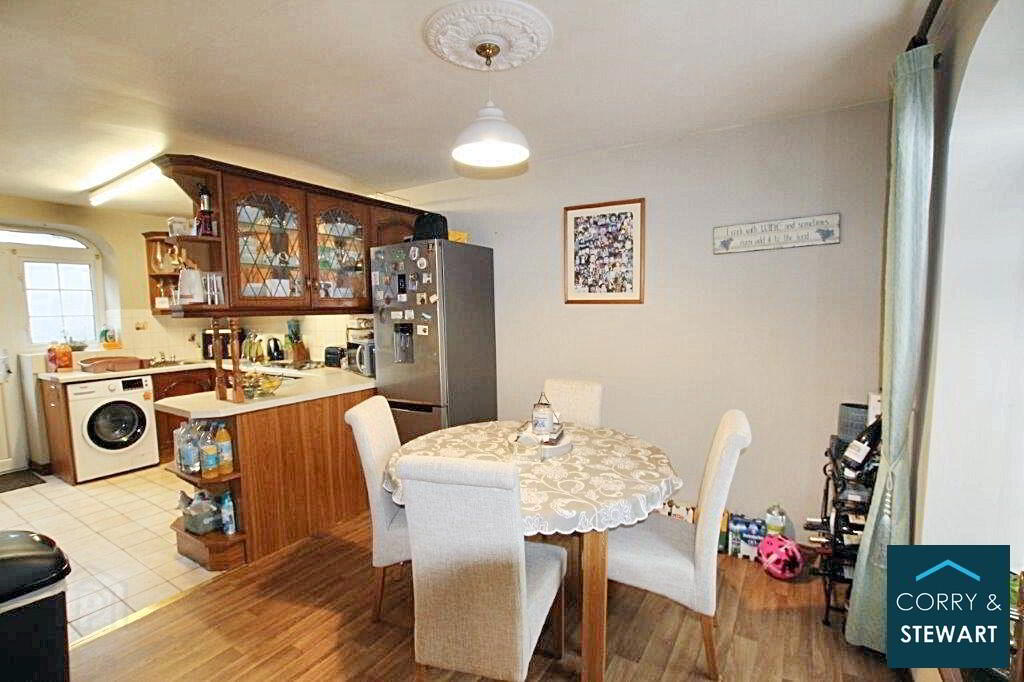 76 Letfern Road 6 of 18