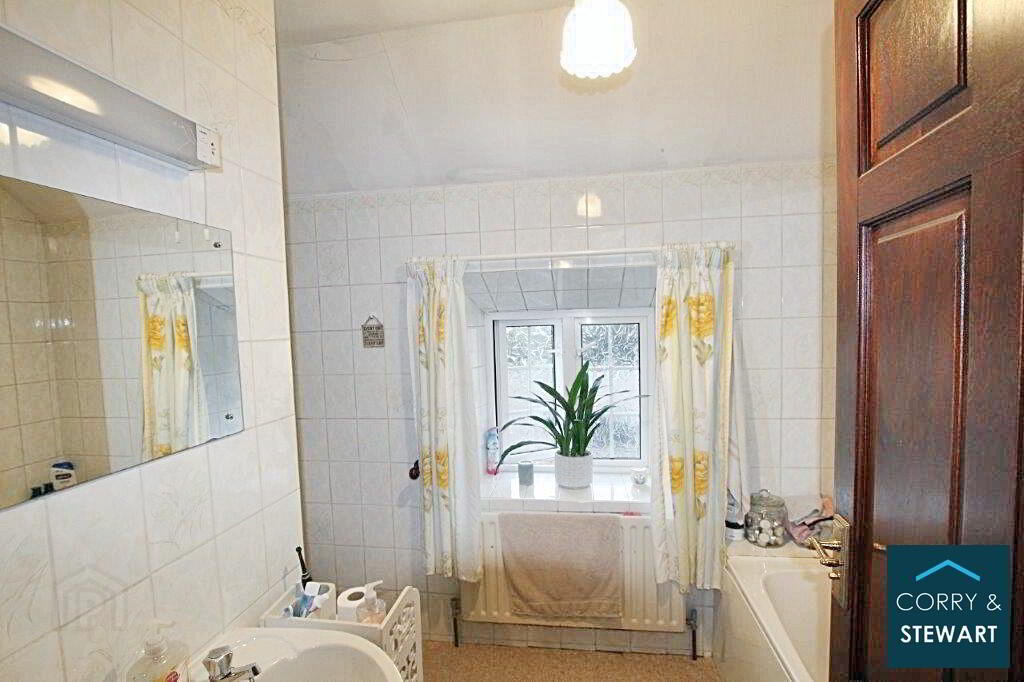 76 Letfern Road 15 of 18