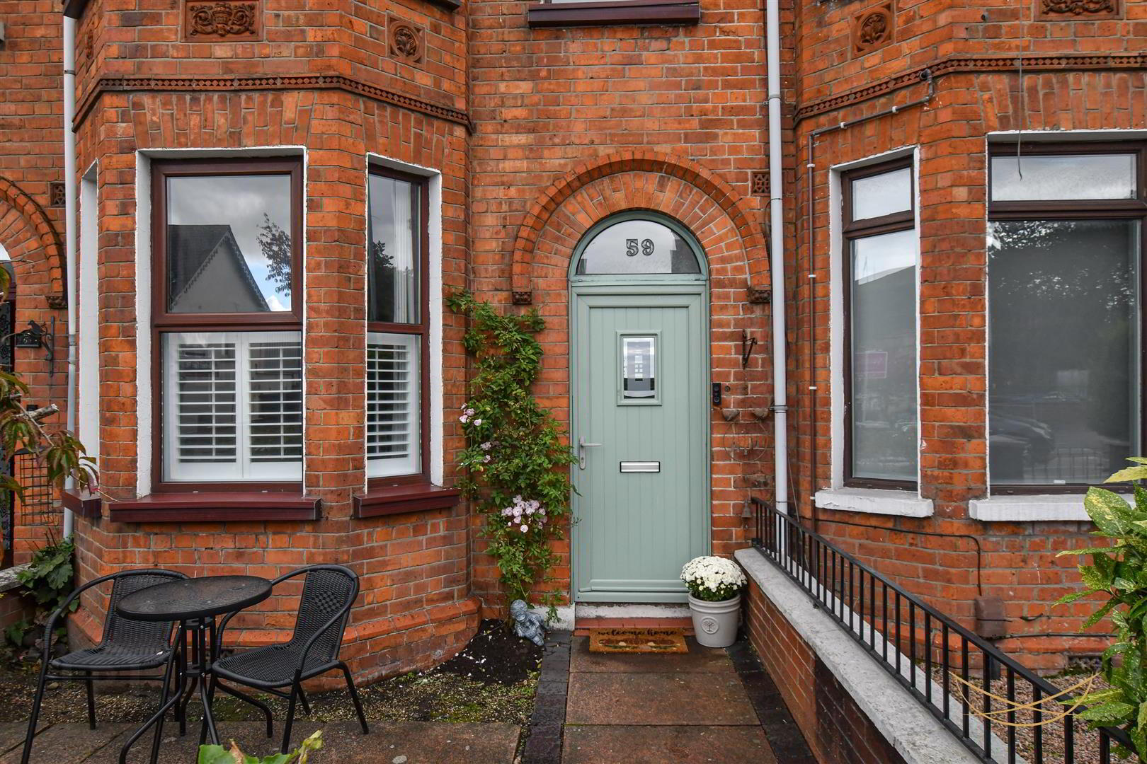 59 Ballygomartin Road 2 of 43
