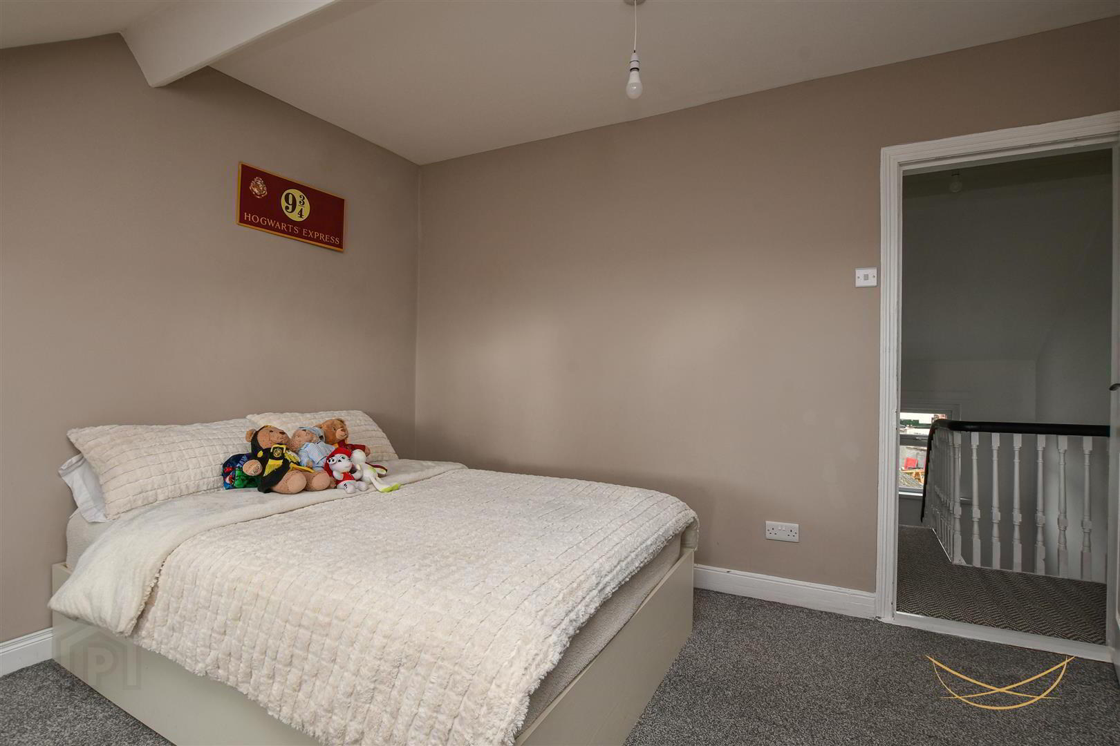 59 Ballygomartin Road 34 of 43
