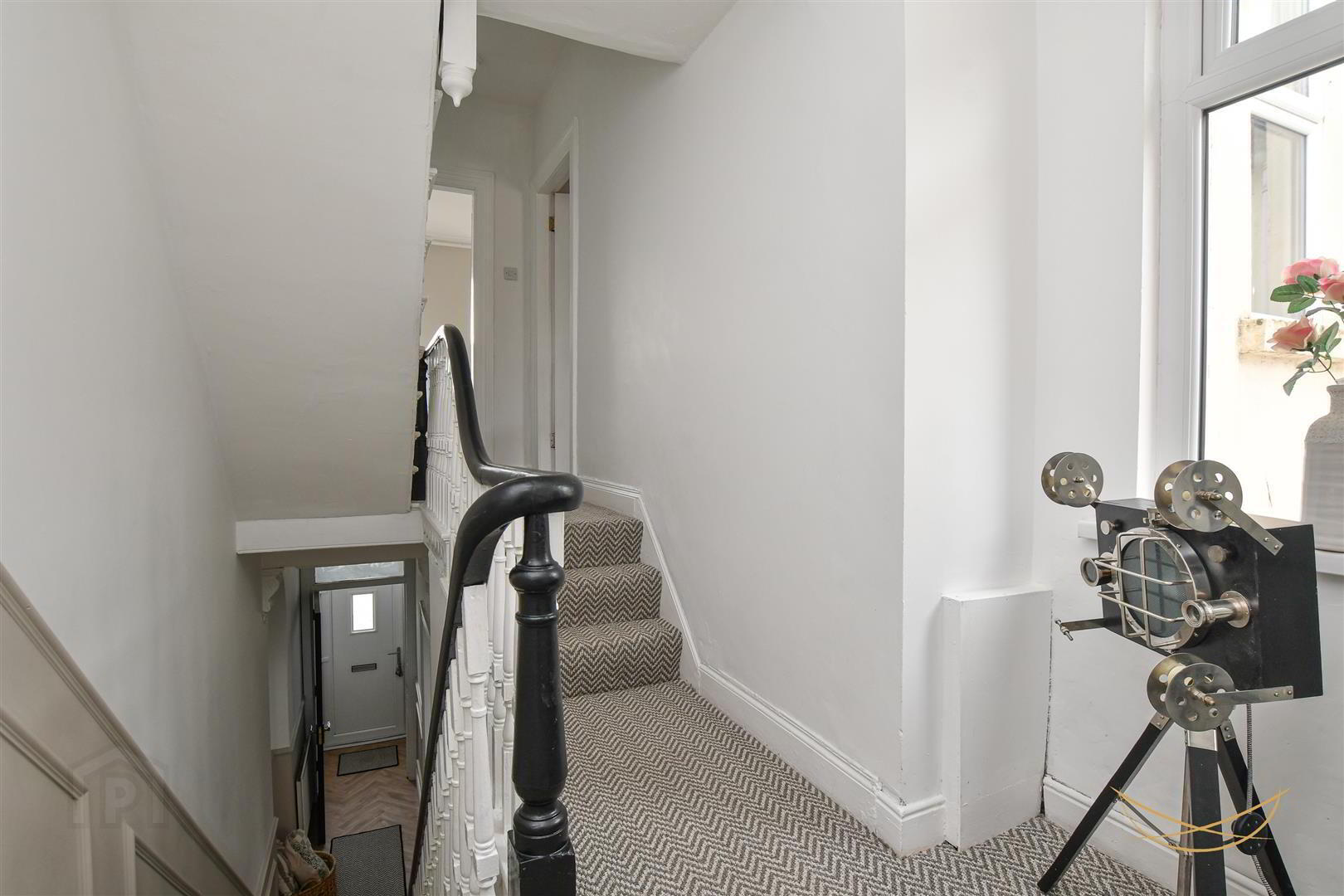 59 Ballygomartin Road 23 of 43