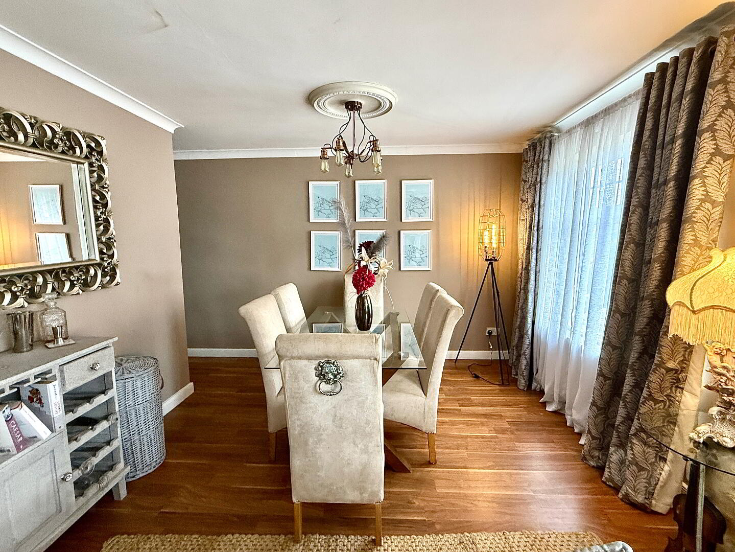 6 Copperfield Mews 12 of 33