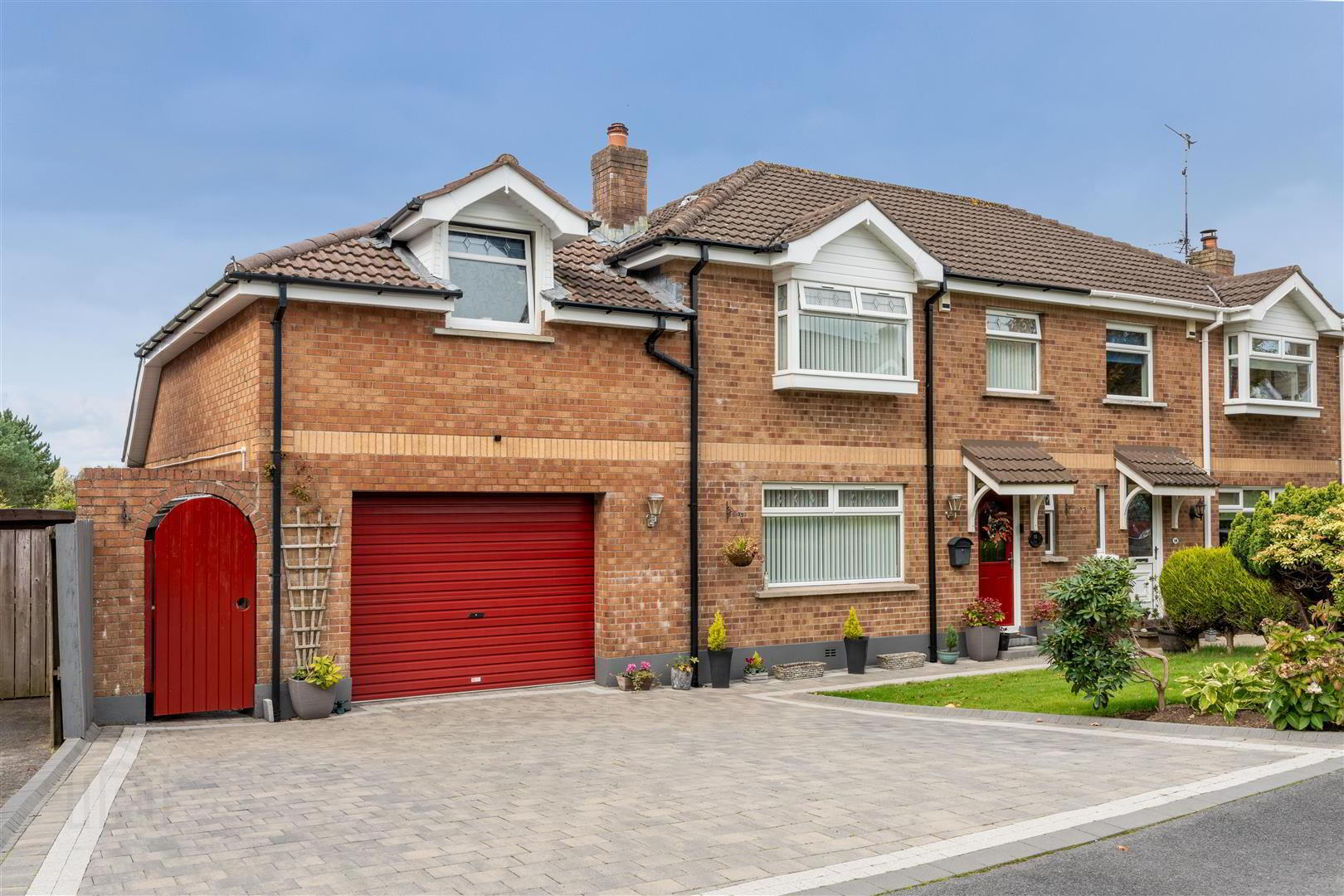 12 Alveston Park 1 of 22