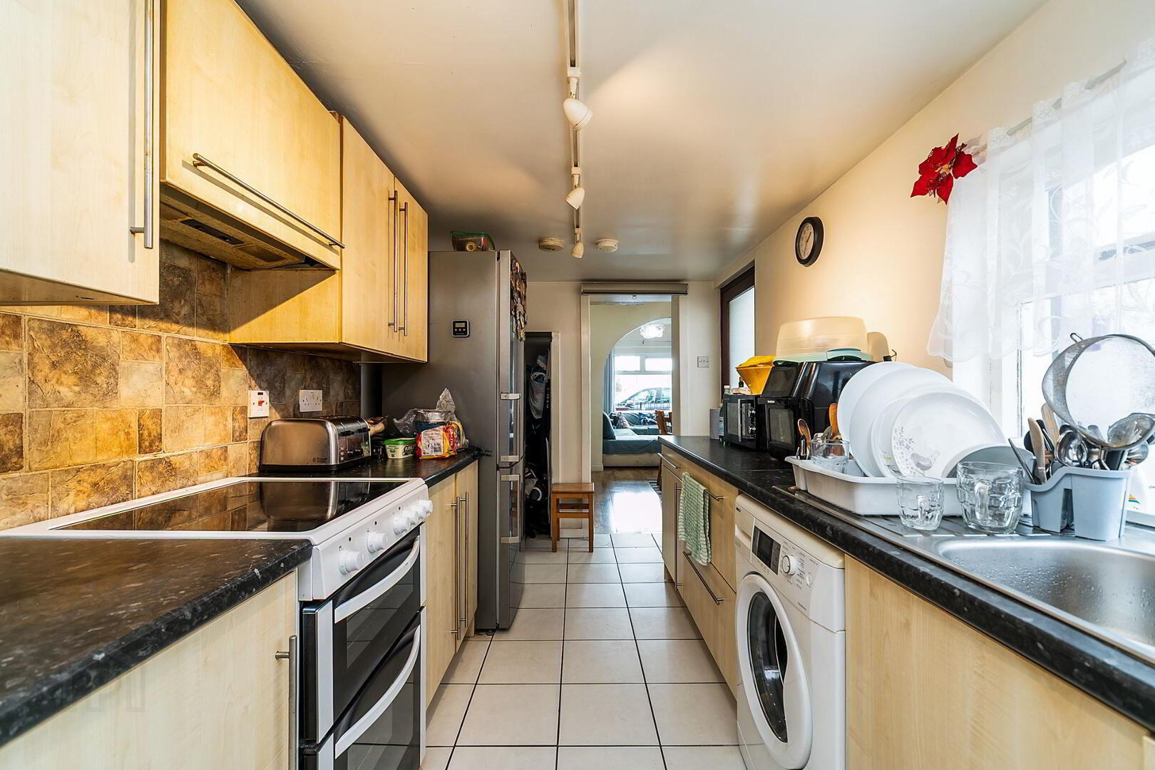 39 Woodcot Avenue 16 of 26