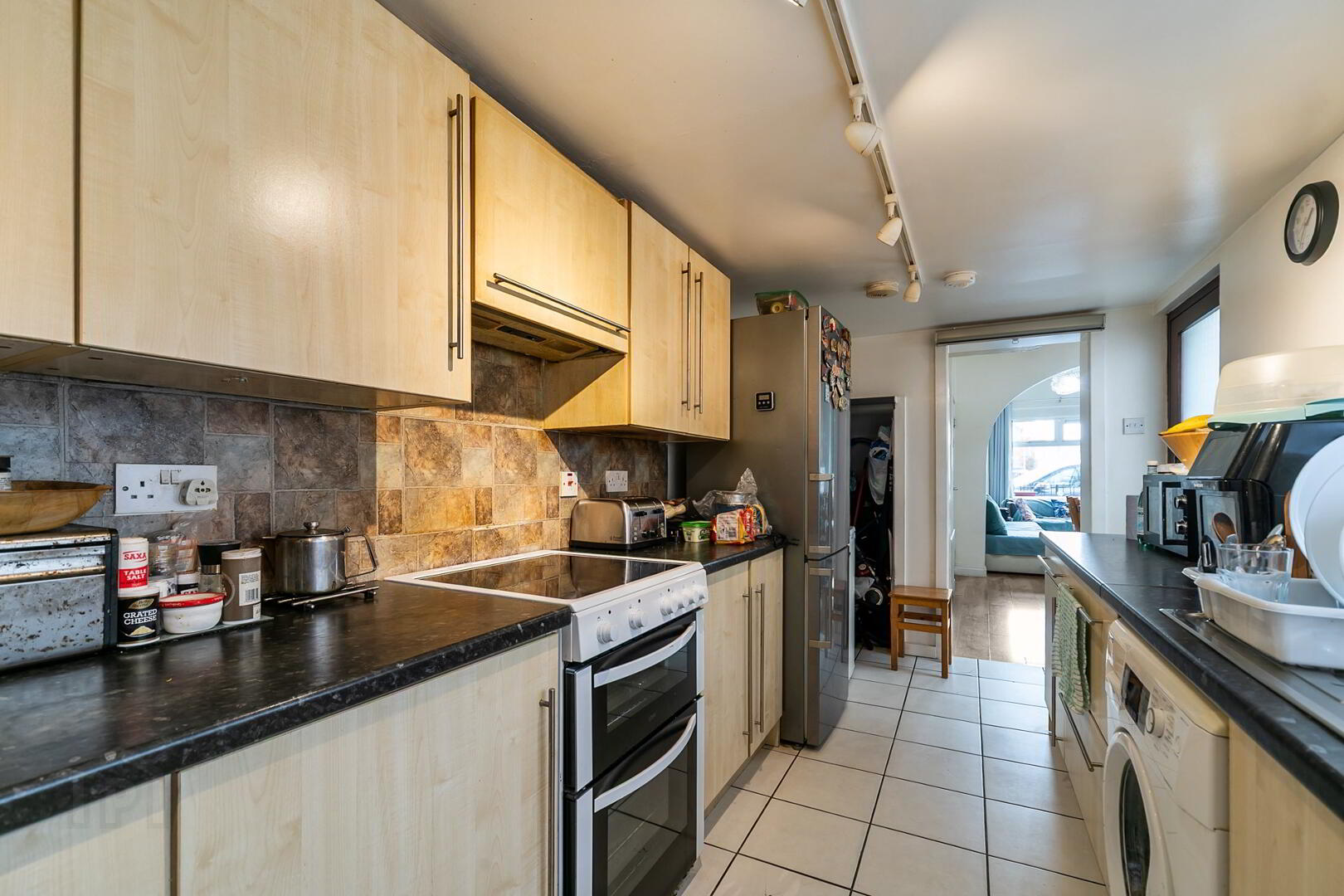 39 Woodcot Avenue 15 of 26