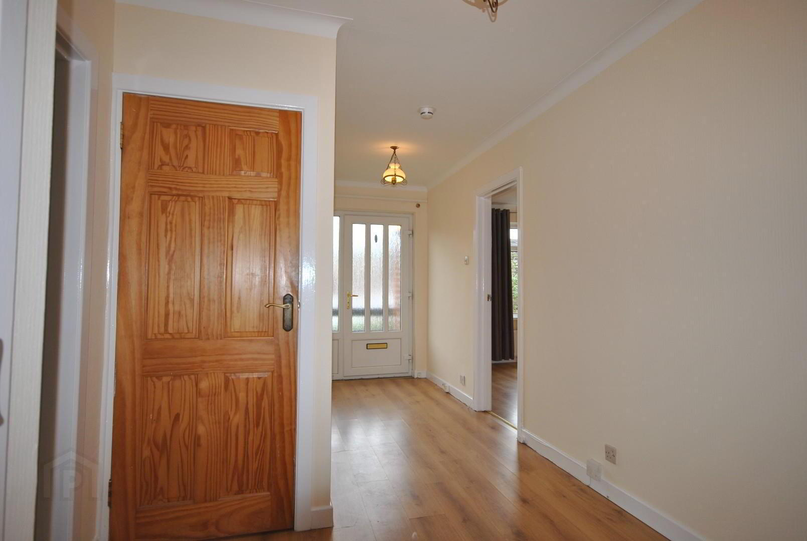 18 Sunningdale Park 2 of 12