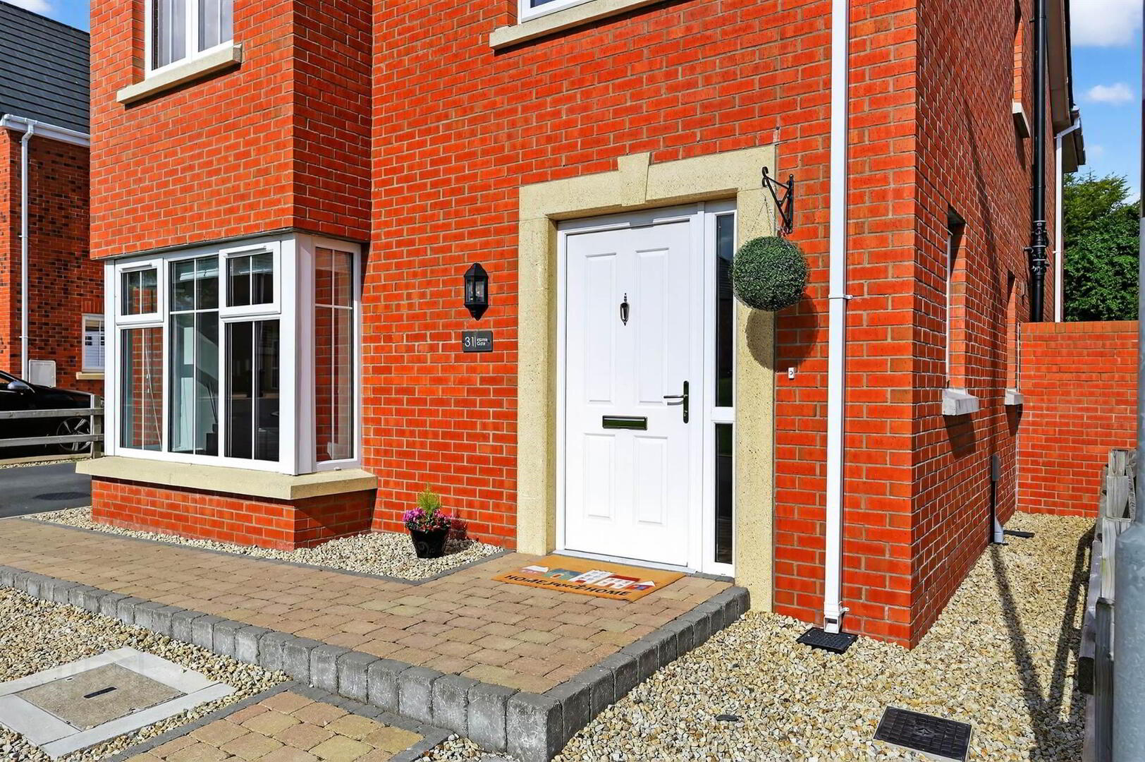 31 Manse Gate 2 of 21