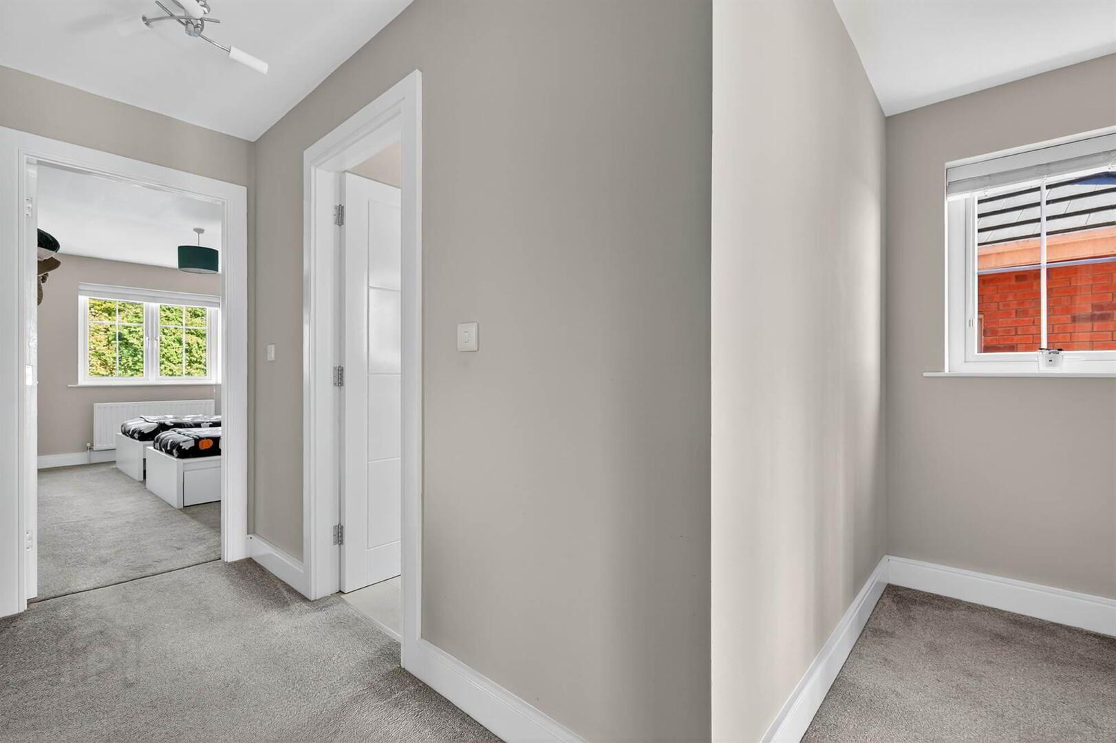 31 Manse Gate 11 of 21