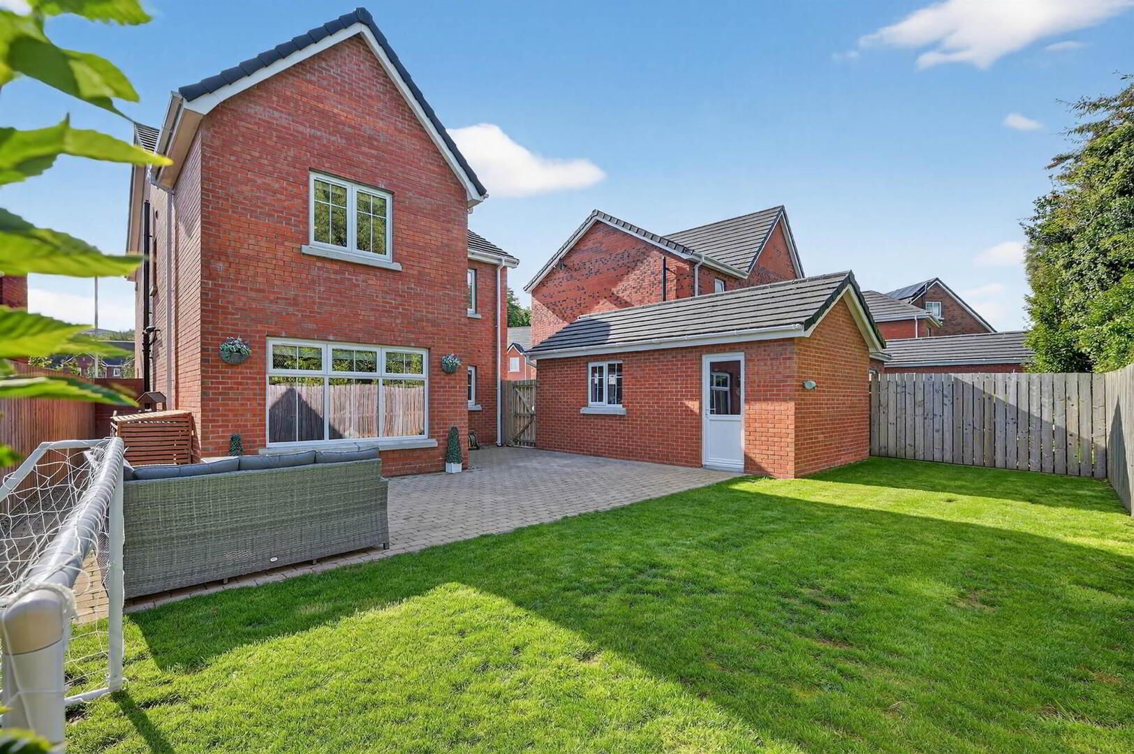 31 Manse Gate 18 of 21