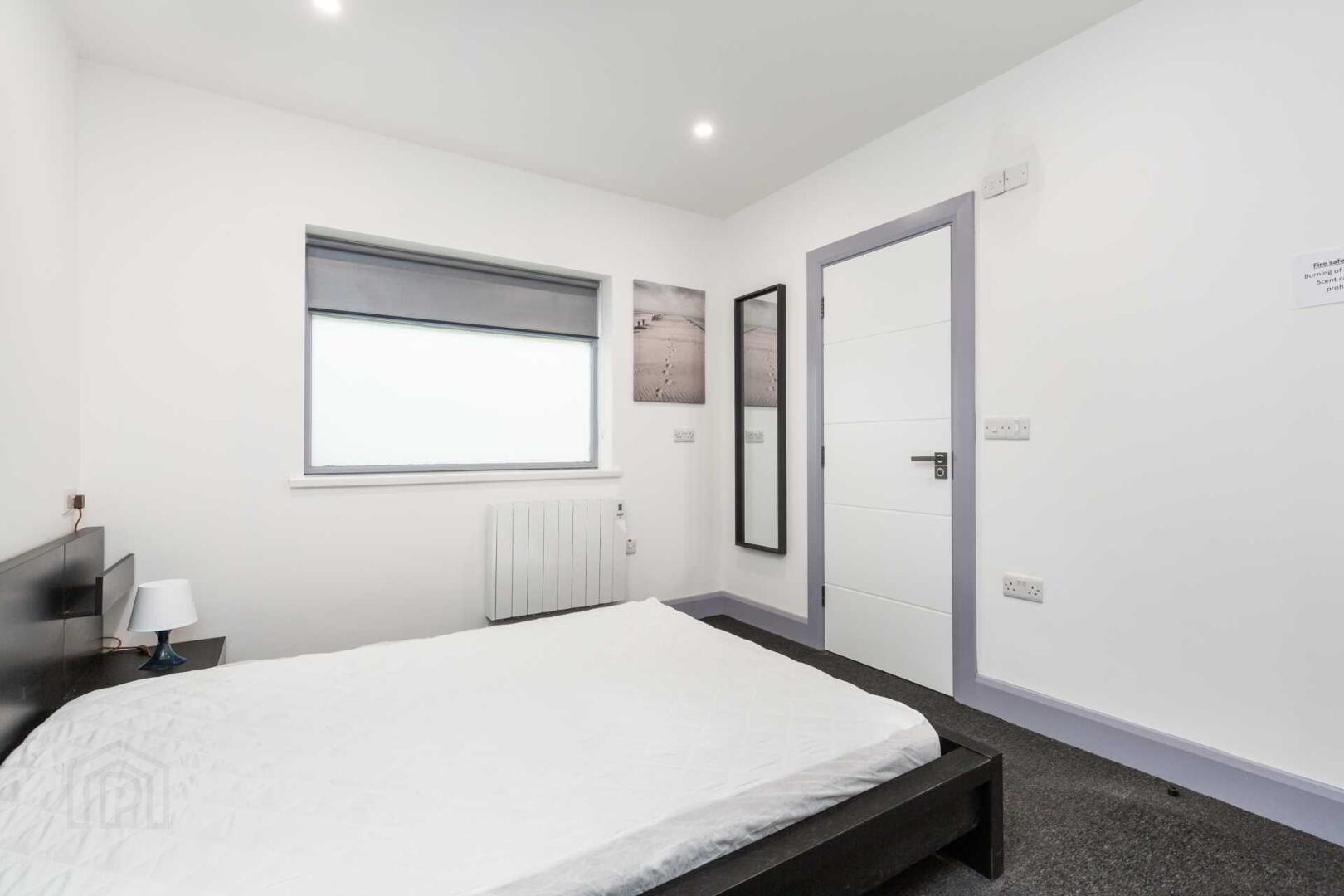 The Hazel Apartment, Bedroom, 3 High Road 13 of 23